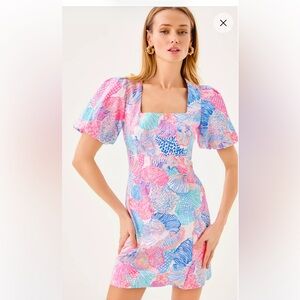 Lilly Pulitzer Kalinara sleeved romper  in Multi Roar of the Seas - NWOT!